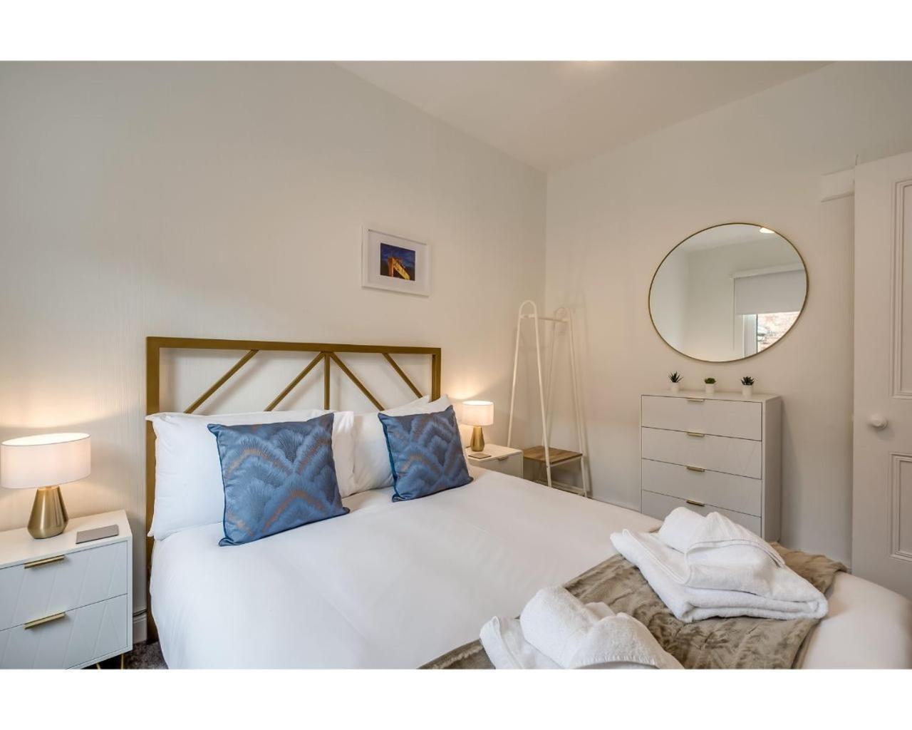 Central Belfast Apartments Chic Luxe R&R Cameră foto